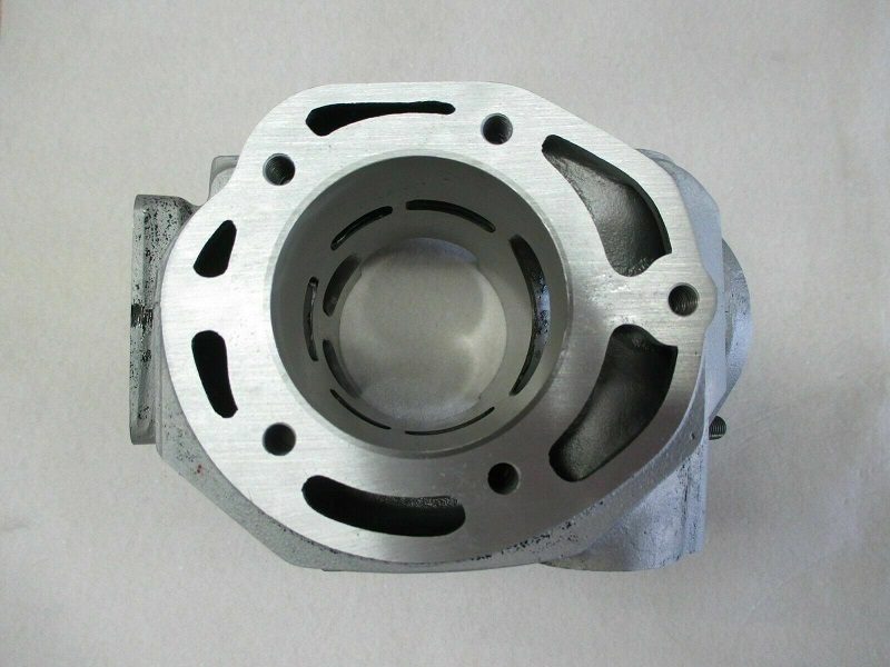 MotorradRacing Grün Yamaha RD250 / RD350 Zylinder planen Kopfseite