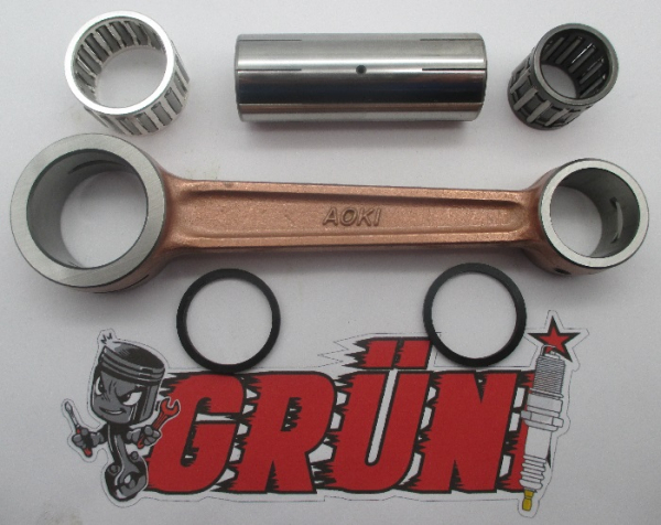 Suzuki GT750 Aoki Pleuel Satz