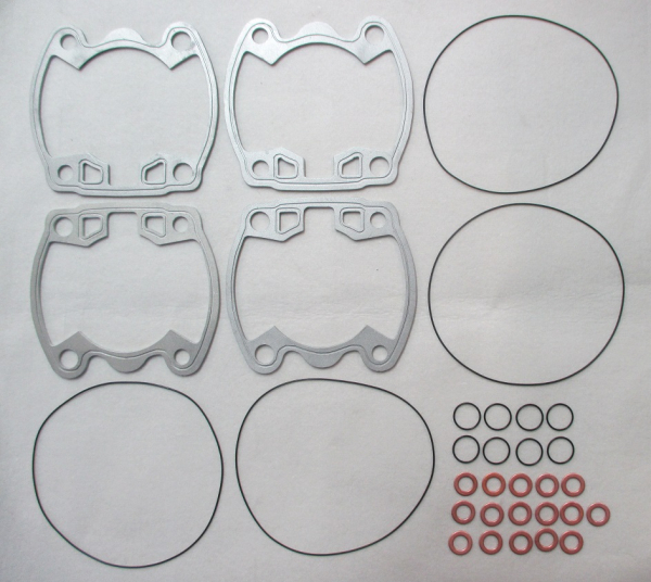 Suzuki RG500 Zylinderfußadapterplatten / Spacerplatten in 2mm