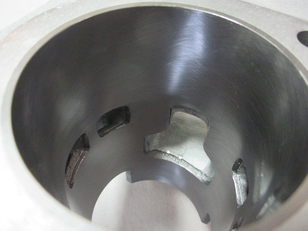 Yamaha RD200 Zylinder bohren und honen bis 0,5mm